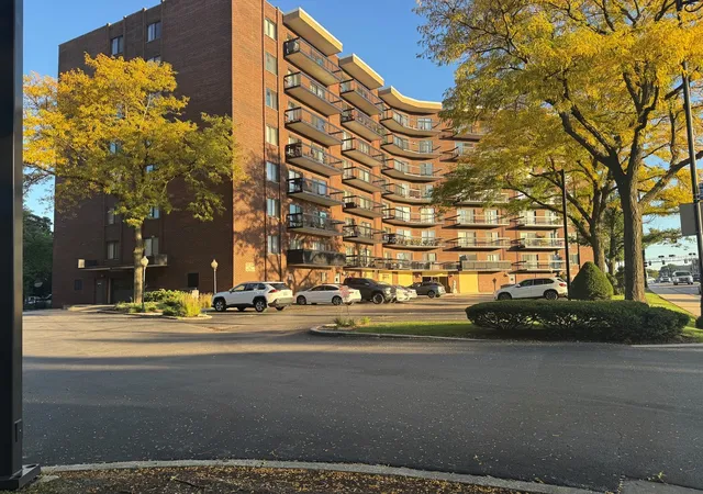 Condo for sale at 711 S River Rd #314, Des Plaines, IL 60016 | MLS# 12777583