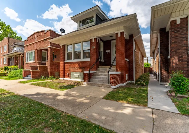 Single family home for sale at 2234 Gunderson Ave, Berwyn, IL 60402 | MLS# 12777602