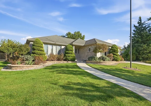 Photo 2 of Single family home for sale at 2896 Tanaga Basin, New Lenox, IL 60451 | MLS# 12777610 | Listing updated on 2026-10-09