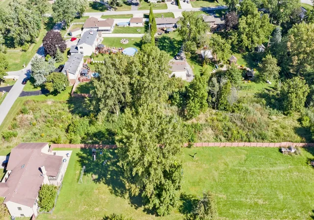 Photo 4 of Land for sale at 427 Pleasant Dr, Schaumburg, IL 60193 | MLS# 12777619 | Listing updated on 2026-10-07