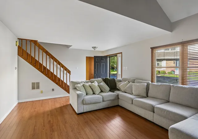 Photo 3 of Townhouse for sale at 15713 Danford Ln, Orland Park, IL 60462 | MLS# 12777623 | Listing updated on 2026-10-06