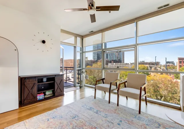 Photo 2 of Condo for sale at 225 S Sangamon St #410, Chicago, IL 60607 | MLS# 12777624 | Listing updated on 2026-10-07