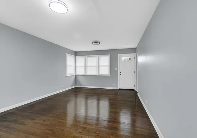 Photo 3 of Single family home for sale at 16158 Plymouth Dr, Markham, IL 60428 | MLS# 12777638 | Listing updated on 2026-10-07