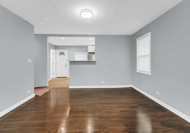Photo 3 of Single family home for sale at 16158 Plymouth Dr, Markham, IL 60428 | MLS# 12777638 | Listing updated on 2026-10-07