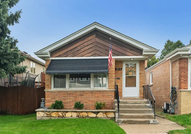 Single family home for sale at 11151 S Spaulding Ave, Chicago, IL 60655 | MLS# 12777642