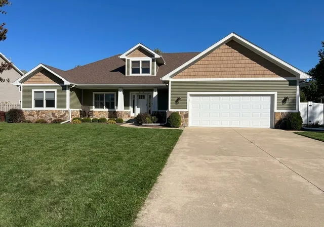 Single family home for sale at 16 Woodside Ave, Kankakee, IL 60901 | MLS# 12777643
