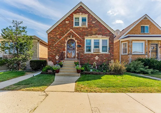 Single family home for sale at 4019 W 57th Street, Chicago, IL 60629 | MLS# 12777682