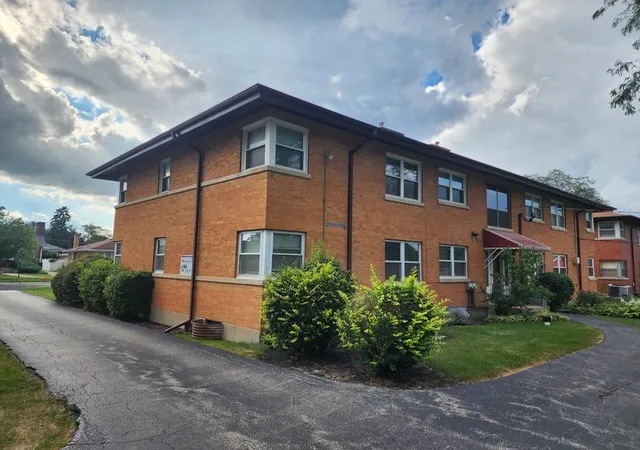 Photo 3 of Condo for sale at 1341 Balmoral Ave #2S, Westchester, IL 60154 | MLS# 12777687 | Listing updated on 2026-10-07