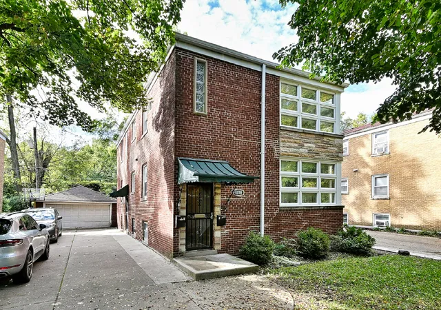 Photo 2 of Multi family home for sale at 8233 Lake St, River Forest, IL 60305 | MLS# 12777691 | Listing updated on 2026-10-07
