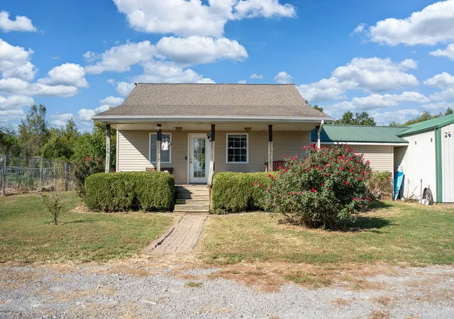 Photo 2 of Single family home for sale at 205 Tate Rd, Raleigh, IL 62977 | MLS# 12777707 | Listing updated on 2026-10-20
