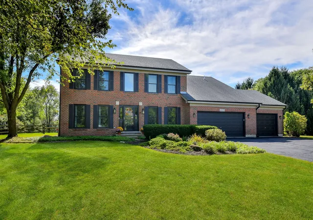 Single family home for sale at 40w725 Aberdeen Ln, St. Charles, IL 60175 | MLS# 12777715