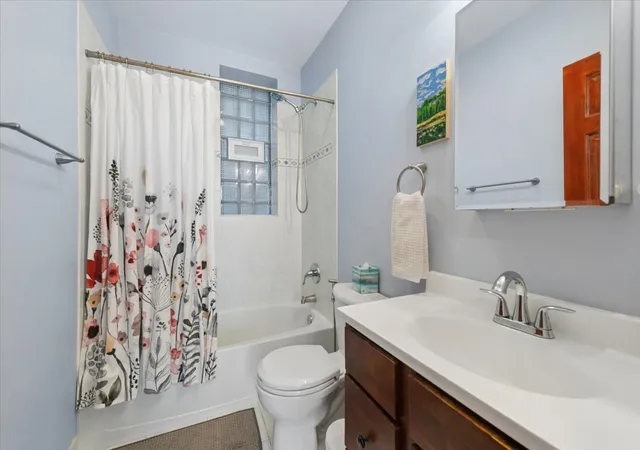 Photo 3 of Condo for sale at 4910 N Drake Ave #2, Chicago, IL 60625 | MLS# 12777718 | Listing updated on 2026-10-20