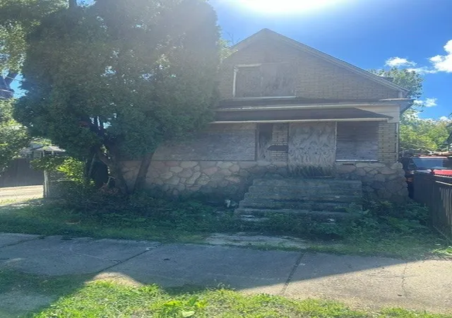 Photo 1 of Single family home for sale at 15 W 104th Place, Chicago, IL 60628 | MLS# 12777719 | Listing updated on 2026-10-07