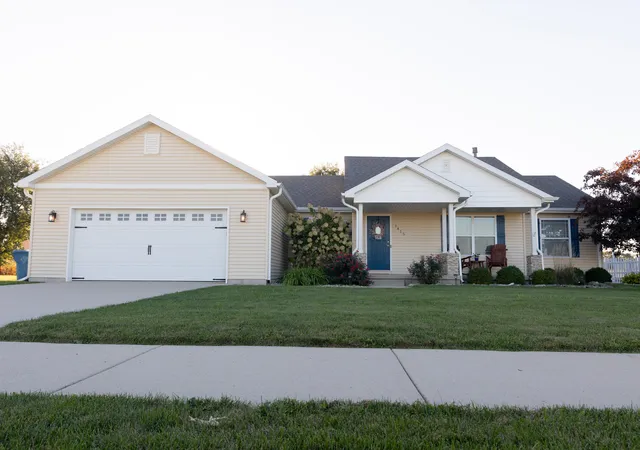 Single family home for sale at 1415 Indian Trl, Kankakee, IL 60901 | MLS# 12777737