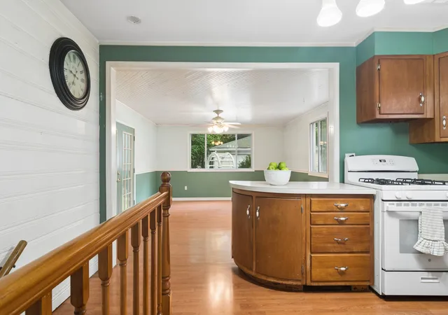 Photo 3 of Single family home for sale at 139 N Hager Ave, Barrington, IL 60010 | MLS# 12777747 | Listing updated on 2026-10-06