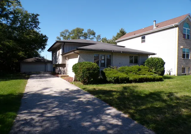 Photo 1 of Single family home for sale at 16614 Finch Ave, Harvey, IL 60426 | MLS# 12777751 | Listing updated on 2026-10-07
