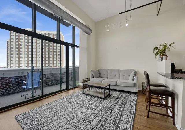 Photo 4 of Condo for sale at 1645 W Ogden Ave #718, Chicago, IL 60612 | MLS# 12777765 | Listing updated on 2026-10-06