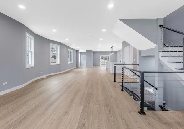 Photo 4 of Single family home for sale at 3548 Clinton Ave, Berwyn, IL 60402 | MLS# 12777772 | Listing updated on 2026-10-11