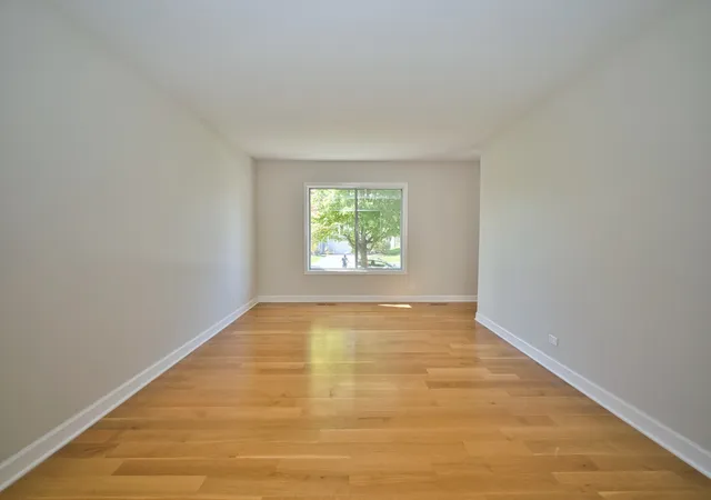 Photo 4 of Single family home for sale at 1117 Wishing Well Ln, Naperville, IL 60564 | MLS# 12777781 | Listing updated on 2026-10-07