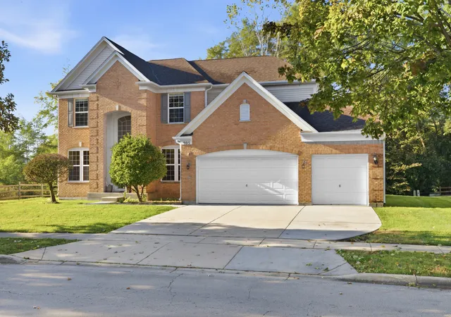 Single family home for sale at 905 Blue Ridge Dr, Streamwood, IL 60107 | MLS# 12777807