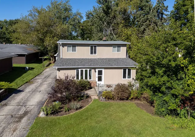 Photo 1 of Single family home for sale at 10116 W Crissy Ave, Beach Park, IL 60099 | MLS# 12777820 | Listing updated on 2026-10-06