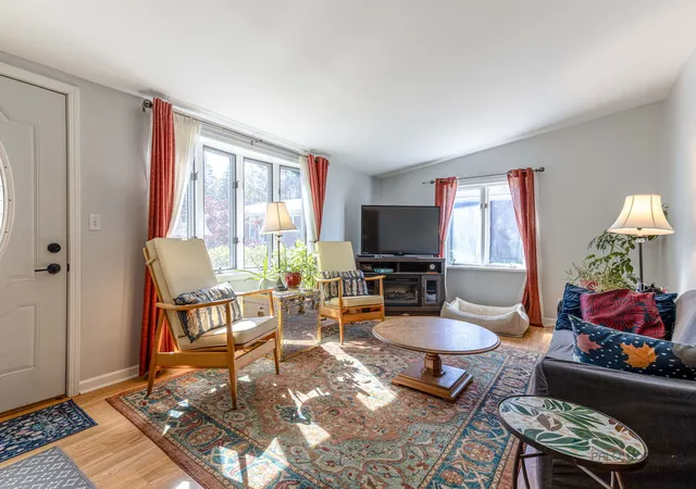 Photo 4 of Single family home for sale at 10116 W Crissy Ave, Beach Park, IL 60099 | MLS# 12777820 | Listing updated on 2026-10-06