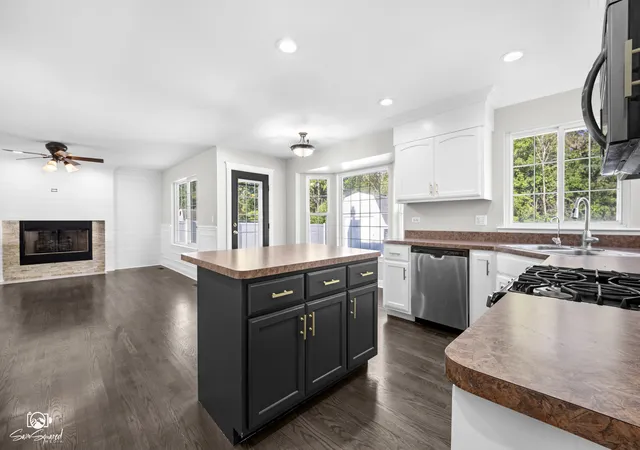 Photo 3 of Single family home for sale at 2555 Cobblestone Ct, Morris, IL 60450 | MLS# 12777840 | Listing updated on 2026-10-07