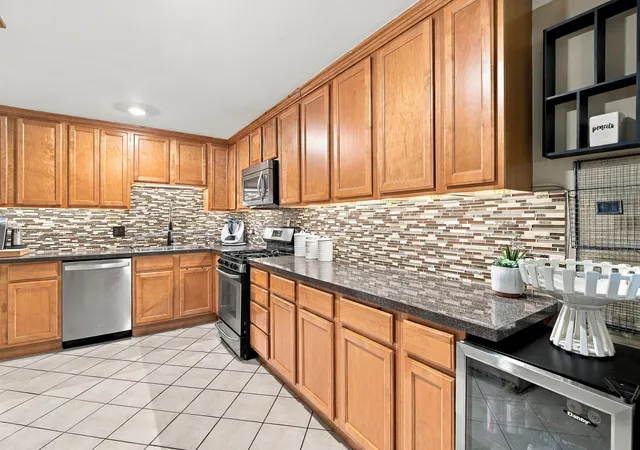 Photo 4 of Condo for sale at 704 Dempster St #E207, Mount Prospect, IL 60056 | MLS# 12777848 | Listing updated on 2026-10-06