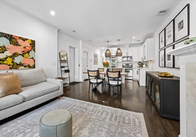 Photo 3 of Condo for sale at 1510 N Wieland St #2, Chicago, IL 60610 | MLS# 12777883 | Listing updated on 2026-10-07