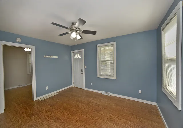 Photo 3 of Single family home for sale at 1609 Sycamore St, Ottawa, IL 61350 | MLS# 12777908 | Listing updated on 2026-10-06