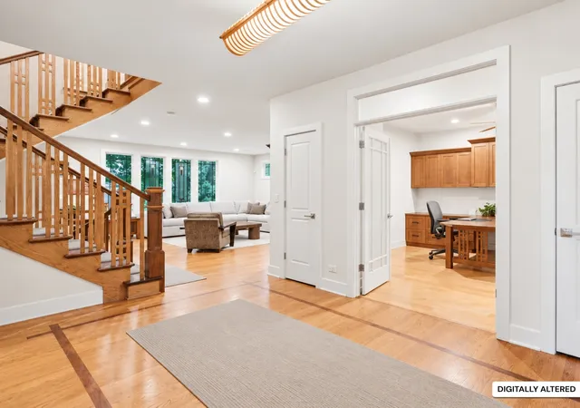Photo 4 of Single family home for sale at 1335 Eastcanton Dr, Deerfield, IL 60015 | MLS# 12777925 | Listing updated on 2026-10-07