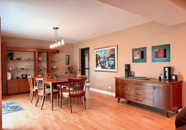 Photo 4 of Condo for sale at 4050 N Dundee Rd #202, Northbrook, IL 60062 | MLS# 12777927 | Listing updated on 2026-10-07