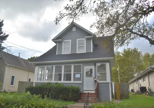 Photo 1 of Single family home for sale at 1841 2nd Street, Moline, IL 61265 | MLS# 12777948 | Listing updated on 2026-10-07