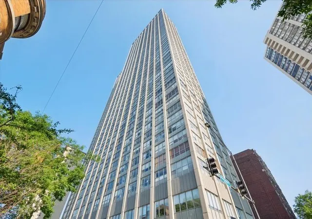 Condo for sale at 655 W Irving Park Rd #1211, Chicago, IL 60613 | MLS# 12777957