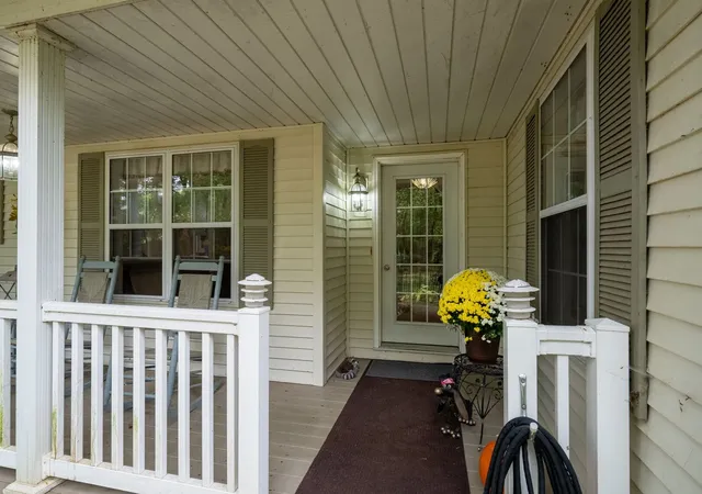 Photo 4 of Single family home for sale at 9360 Forest Crk Ln, Bloomington, IL 61705 | MLS# 12777962 | Listing updated on 2026-10-07