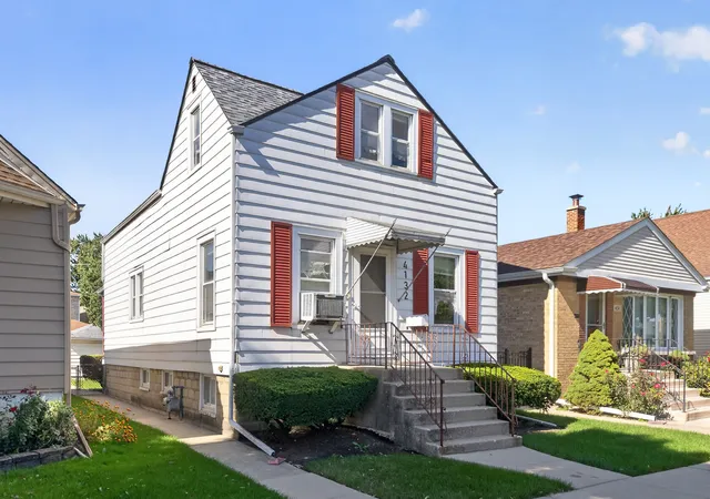 Photo 1 of Single family home for sale at 4132 N Osceola Ave, Norridge, IL 60706 | MLS# 12777965 | Listing updated on 2026-10-09
