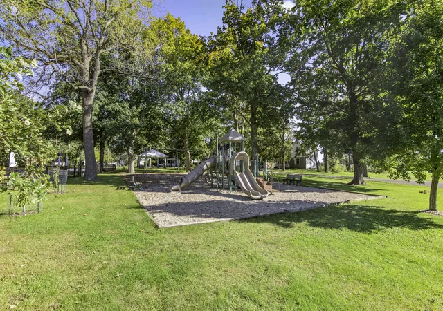 Photo 29 of Single family home for sale at 611 Chicago Rd, Paw Paw, IL 61353 | MLS# 12777975 | Listing updated on 2026-10-06
