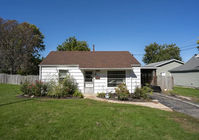 Photo 1 of Single family home for sale at 306 W Dearborn St, Plano, IL 60545 | MLS# 12778002 | Listing updated on 2026-10-09