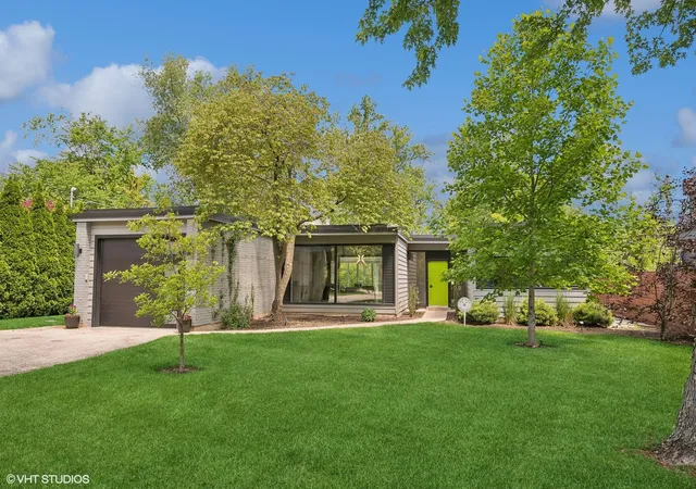 Photo 1 of Single family home for sale at 1185 Terrace Ct, Glencoe, IL 60022 | MLS# 12778026 | Listing updated on 2026-10-07