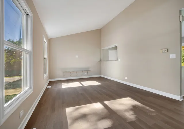 Photo 3 of Single family home for sale at 410 N Braintree Dr, Schaumburg, IL 60194 | MLS# 12778035 | Listing updated on 2026-10-08