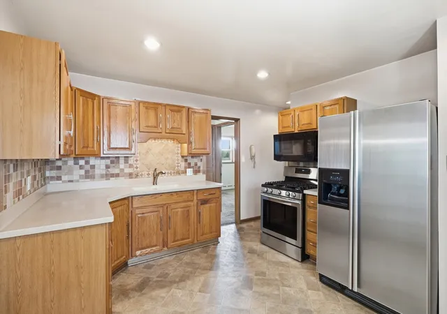 Photo 3 of Single family home for sale at 741 Elliott St, Beecher, IL 60401 | MLS# 12778045 | Listing updated on 2026-10-07