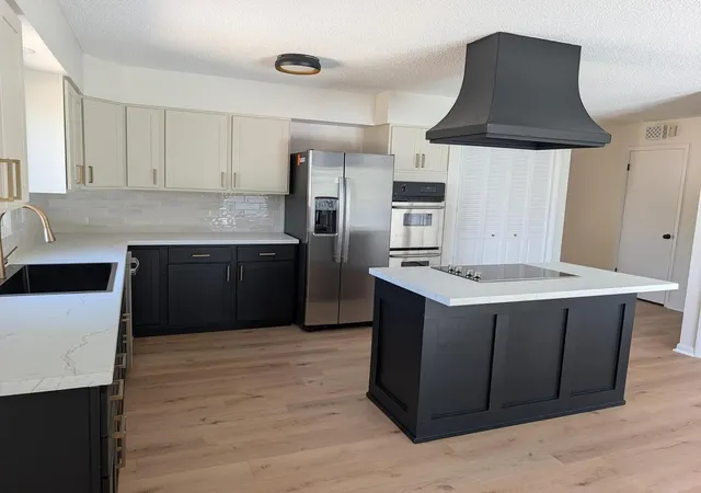 Photo 4 of Single family home for sale at 653 N Indian Hl Dr, Herrin, IL 62948 | MLS# 12778054 | Listing updated on 2026-10-07