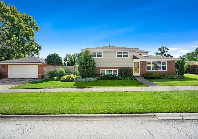 Photo 1 of Single family home for sale at 9301 S 81st Court, Hickory Hills, IL 60457 | MLS# 12778060 | Listing updated on 2026-10-09