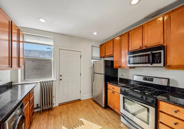 Photo 3 of Condo for sale at 3257 W Olive Ave #3, Chicago, IL 60659 | MLS# 12778071 | Listing updated on 2026-10-22