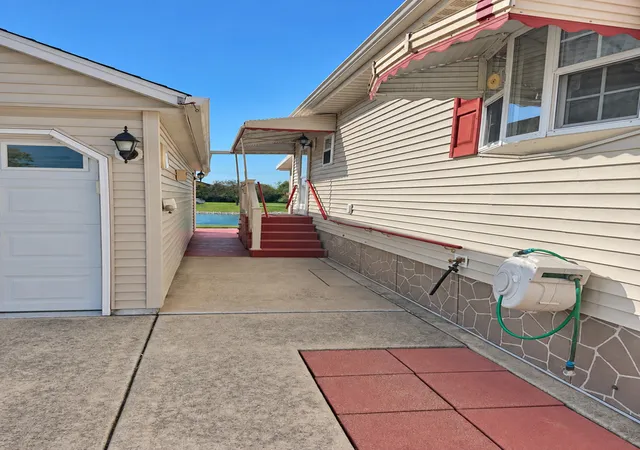Photo 3 of Manufactured home for sale at 23000 S Pinehurst Dr, Frankfort, IL 60423 | MLS# 12778097 | Listing updated on 2026-10-07