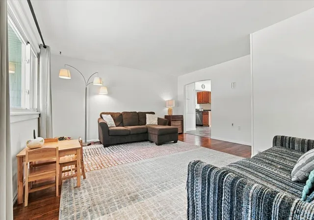 Photo 3 of Single family home for sale at 909 S Adelaide St, Normal, IL 61761 | MLS# 12778101 | Listing updated on 2026-10-07
