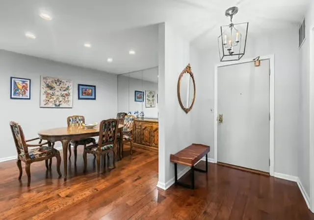 Photo 4 of Condo for sale at 1125 Lake Cook Rd #505E, Northbrook, IL 60062 | MLS# 12778103 | Listing updated on 2026-10-07