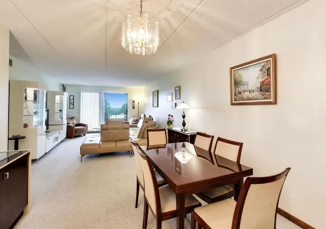 Listing Photo 5 - Condo for sale in building located at 9346 Landings Ln, Des Plaines, IL 60016 - Unit #406