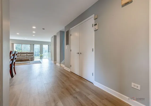 Photo 4 of Townhouse for sale at 335 Milford Rd, Deerfield, IL 60015 | MLS# 12778122 | Listing updated on 2026-10-07
