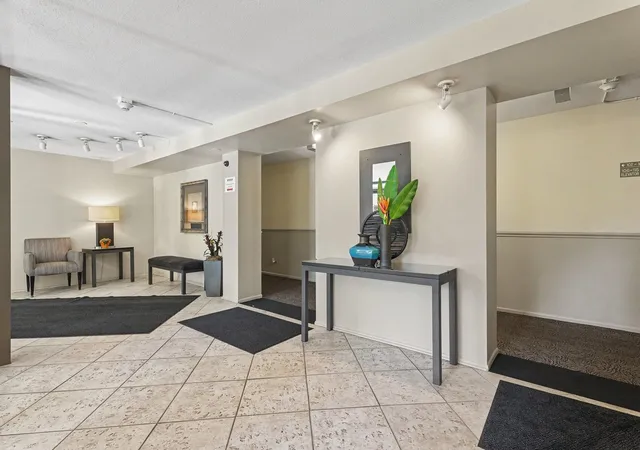 Photo 4 of Condo for sale at 35 S Baybrook Dr #309, Palatine, IL 60074 | MLS# 12778124 | Listing updated on 2026-10-09